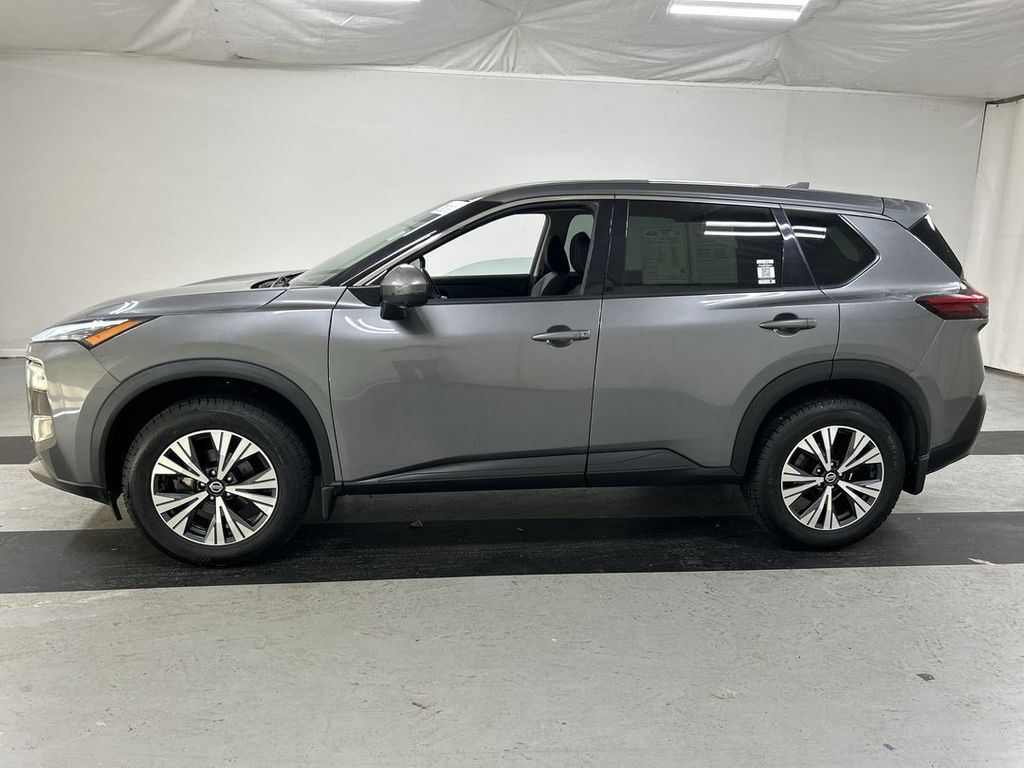 2021 Nissan Rogue SV - Photo 6