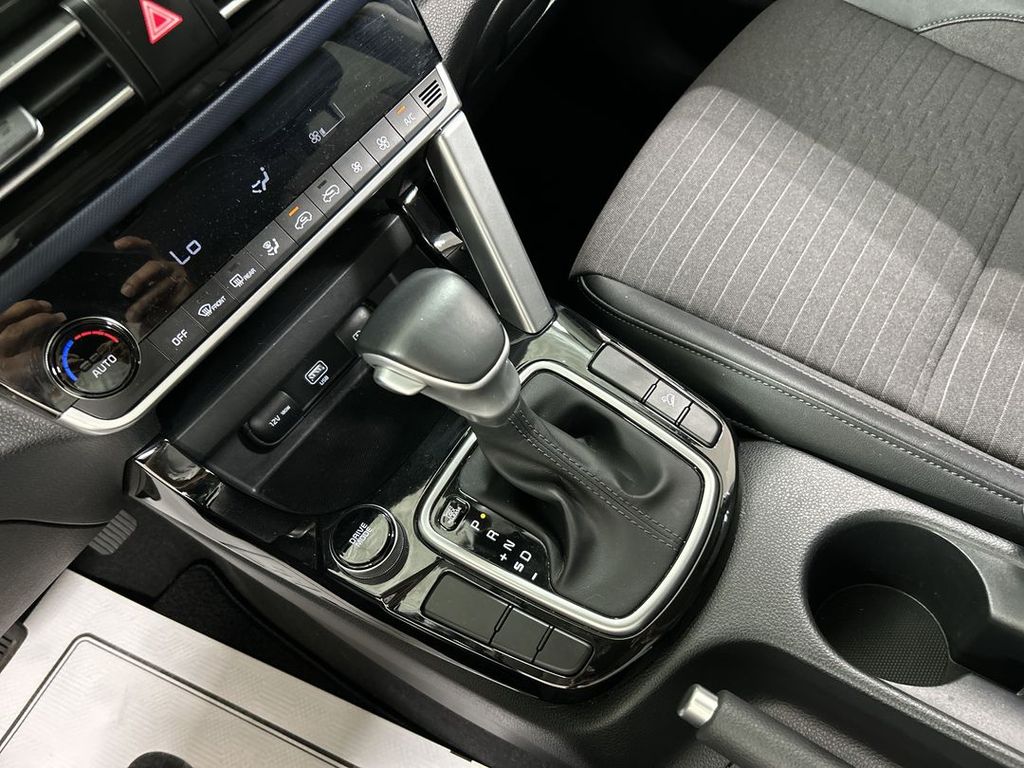 2023 Kia Seltos S - Photo 18