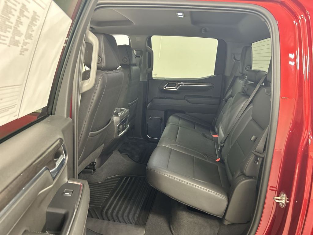2024 Chevrolet Silverado 1500 LTZ - Photo 19