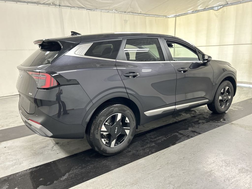 New 2026 Kia Sportage LX SUV