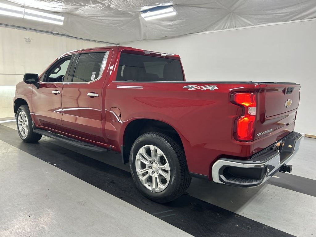 2024 Chevrolet Silverado 1500 LTZ - Photo 7