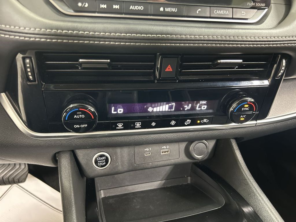 2021 Nissan Rogue SV - Photo 16