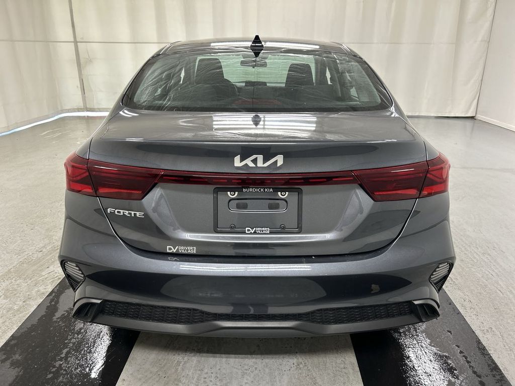 2023 Kia Forte LXS - Photo 20