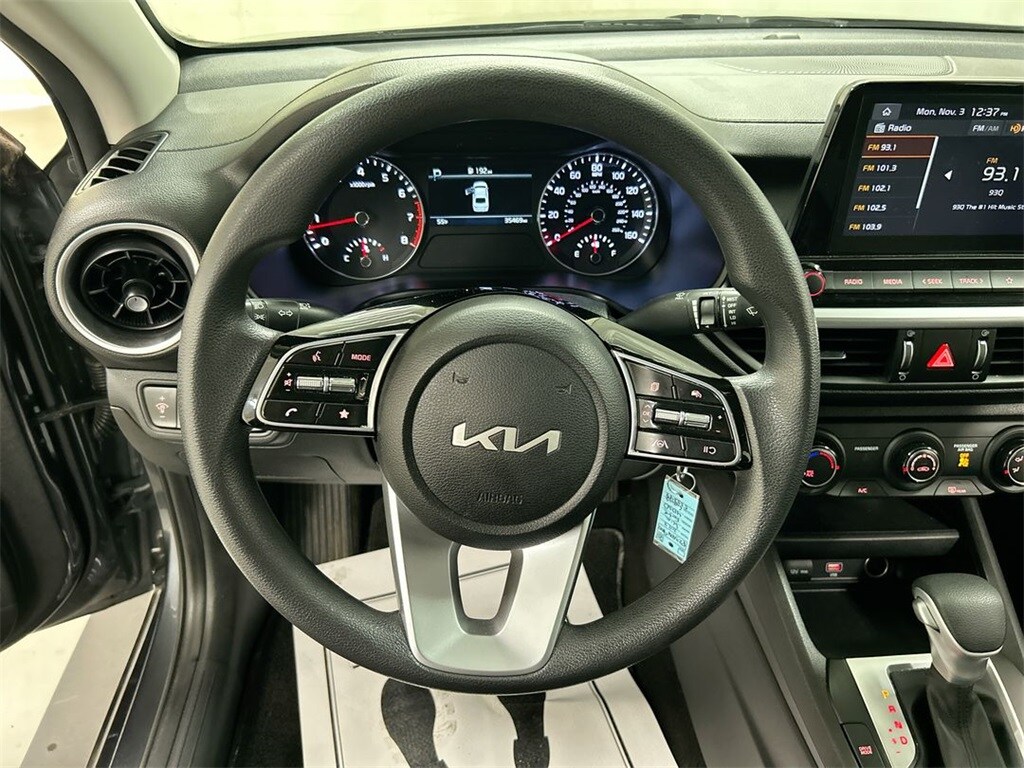 2023 Kia Forte LXS photo 4