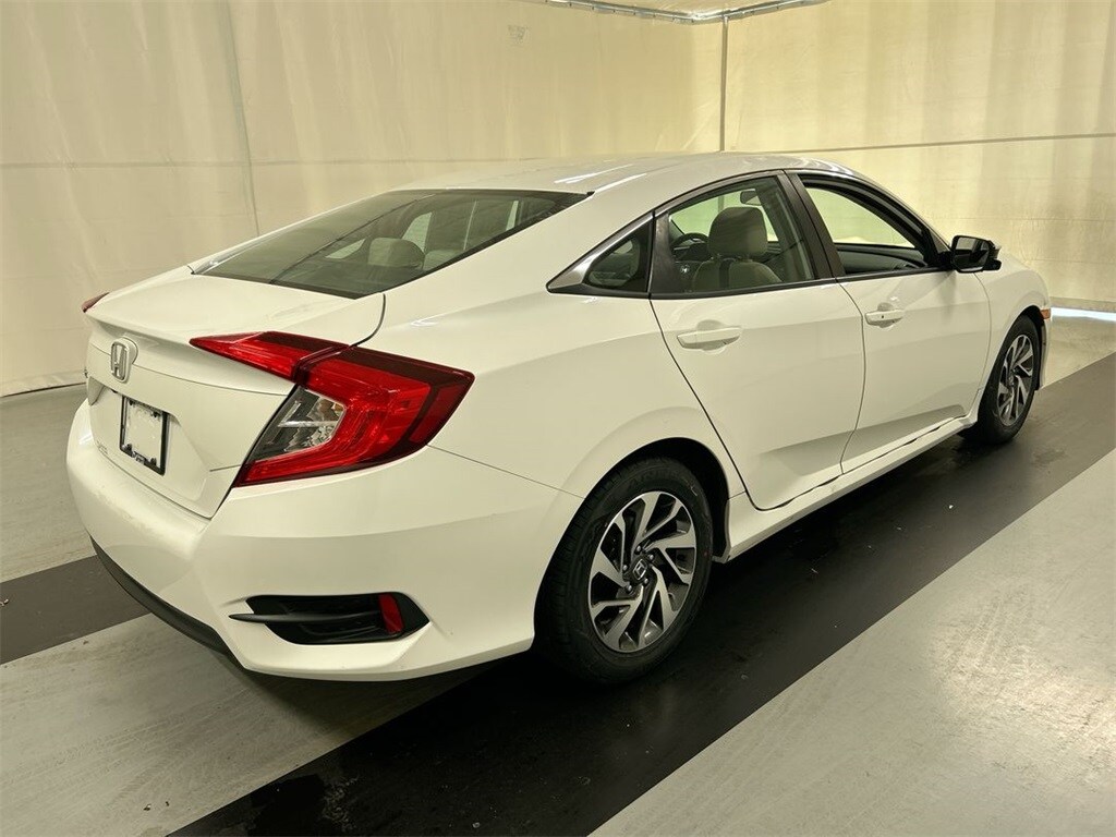 2016 Honda Civic EX photo 2