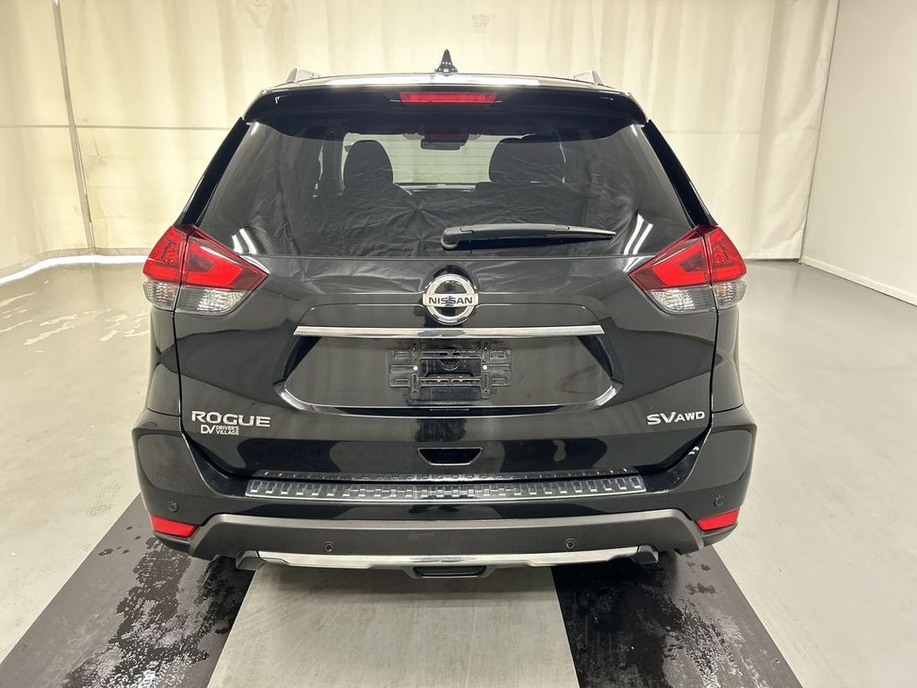2019 Nissan Rogue SV - Photo 6