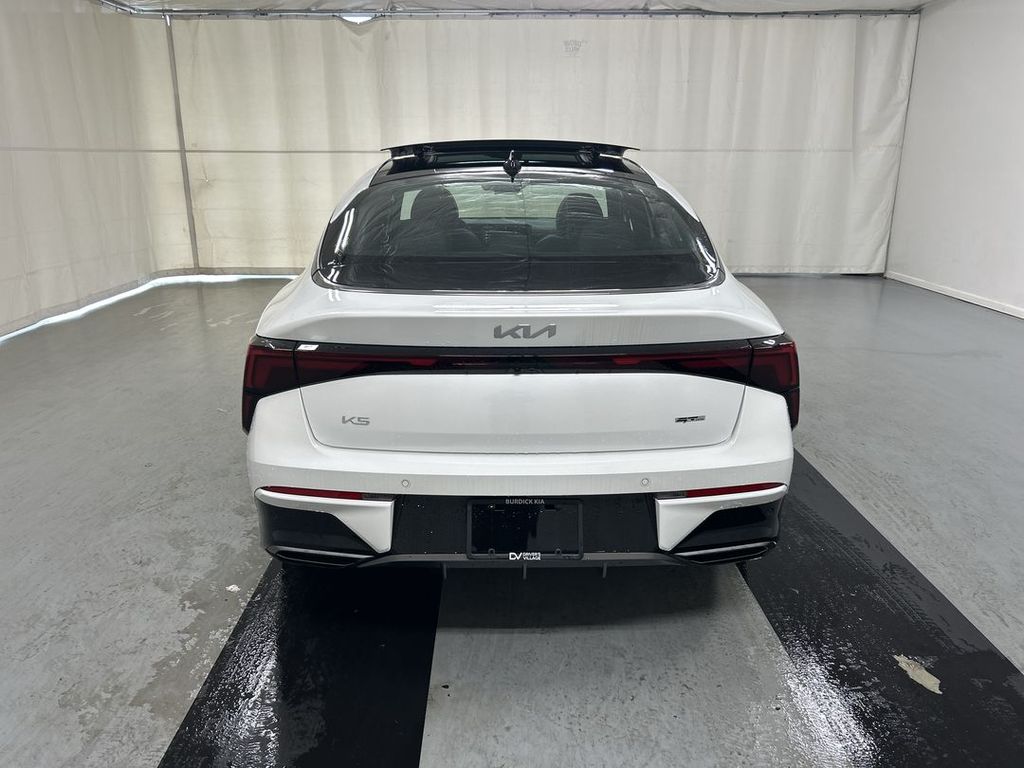 2026 Kia K5 GT-Line - Photo 9