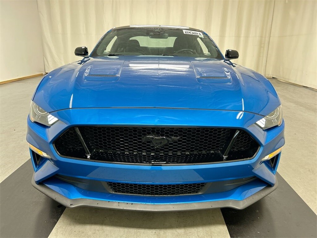 2021 Ford Mustang GT photo 3