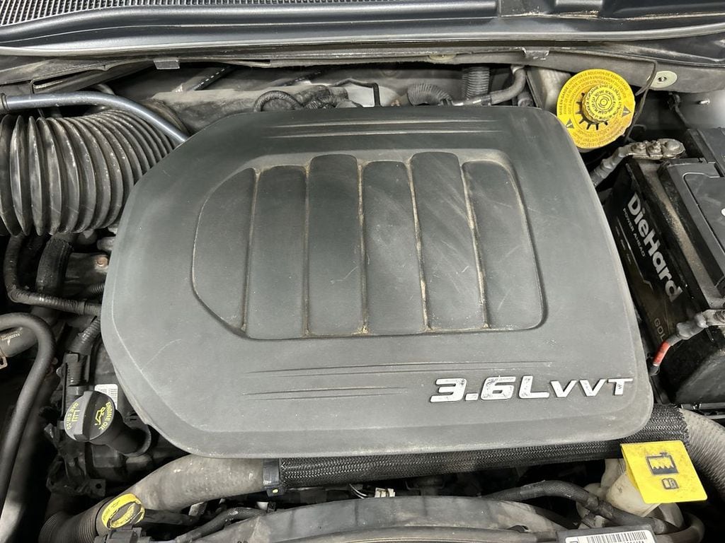 2014 Chrysler Town & Country Touring - Photo 24