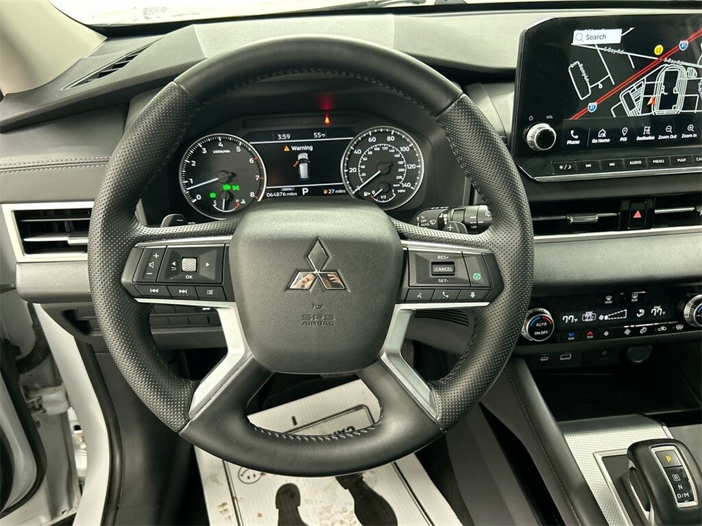 2022 Mitsubishi Outlander SEL photo 4