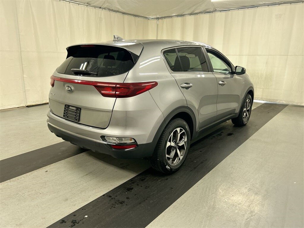 2020 Kia Sportage LX photo 2