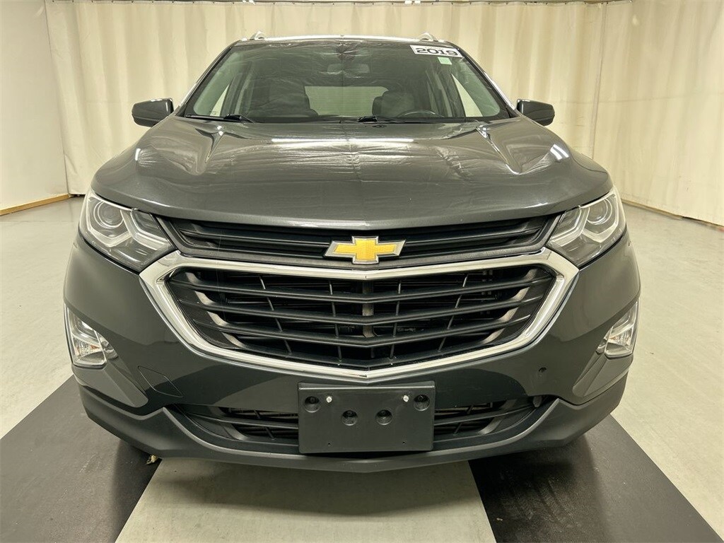 2019 Chevrolet Equinox photo 3