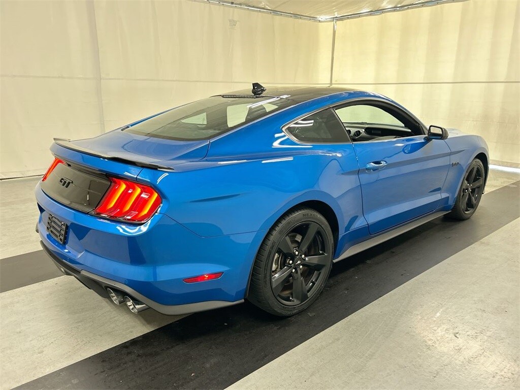 2021 Ford Mustang GT photo 2