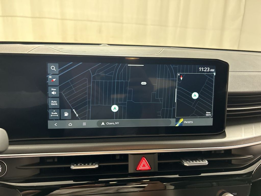 2026 Kia K5 GT-Line - Photo 16