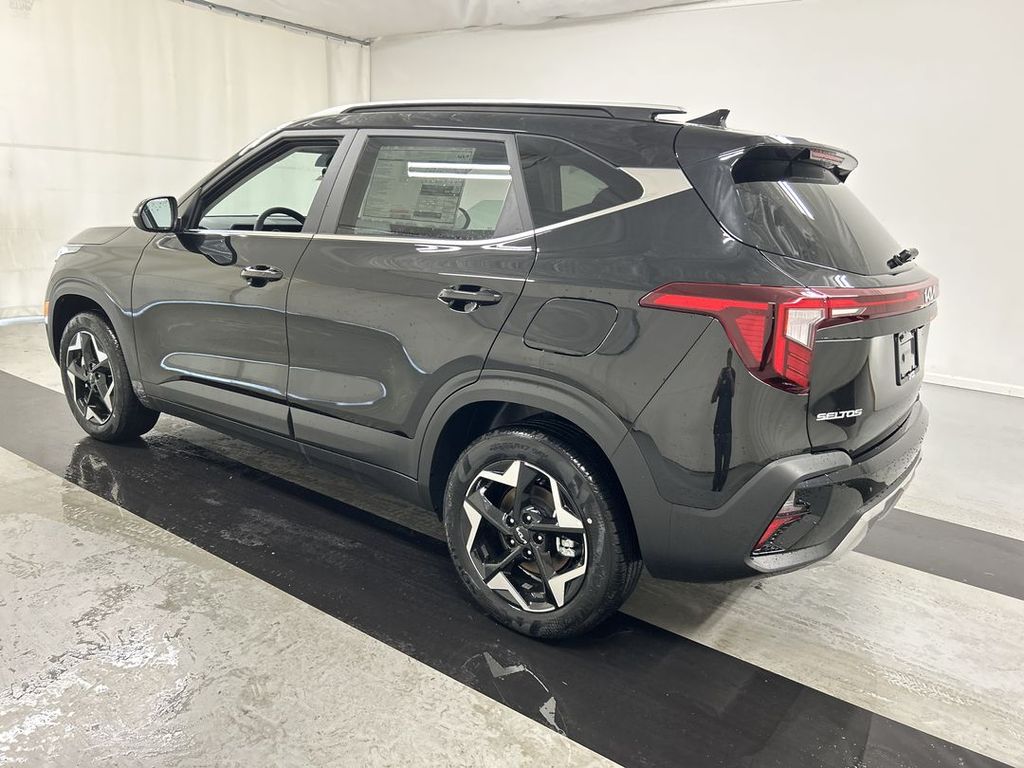 2026 Kia Seltos EX - Photo 6