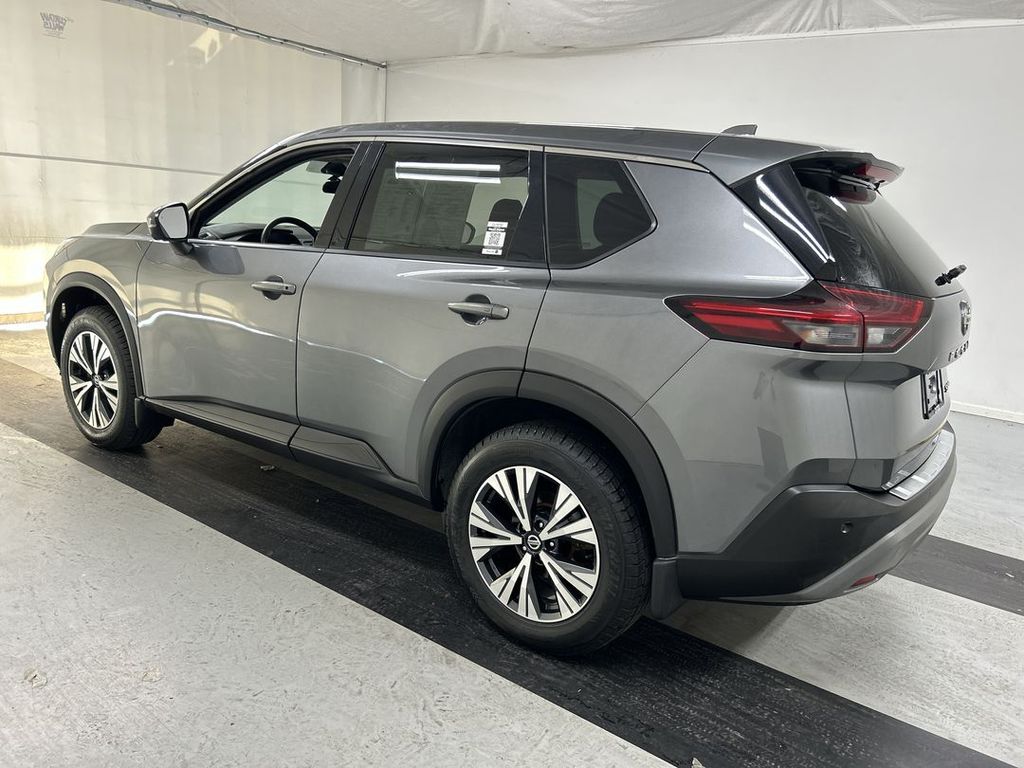 2021 Nissan Rogue SV - Photo 7