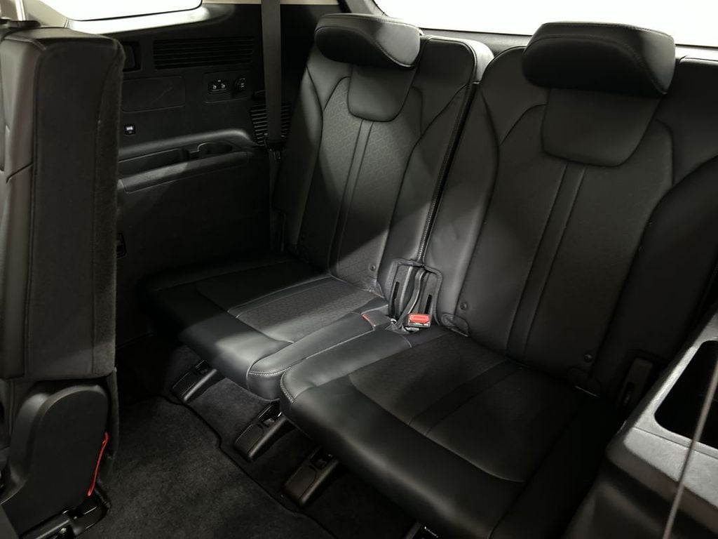 2021 Kia Sorento S - Photo 20