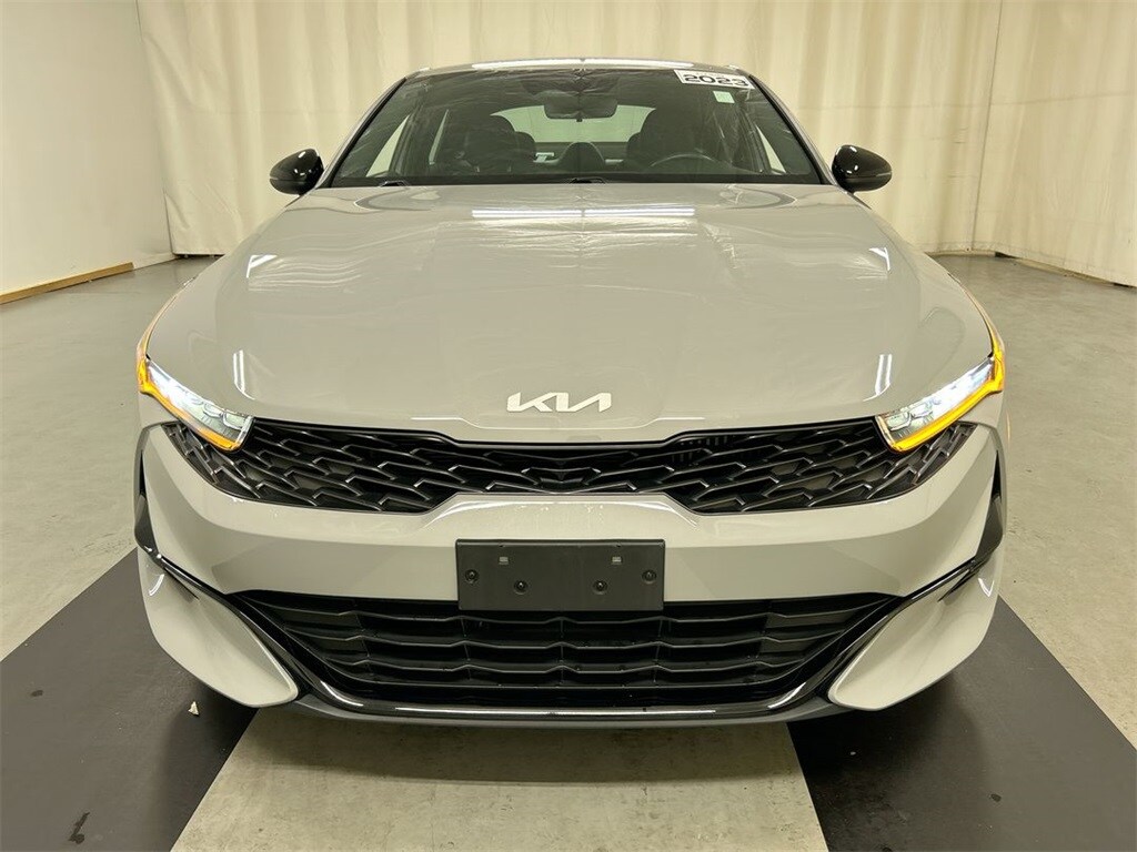 2023 Kia K5 GT-Line photo 3