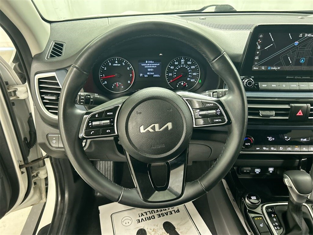 2023 Kia Seltos S photo 4