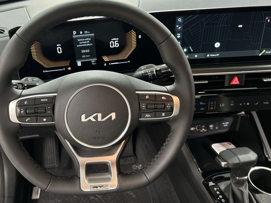 2026 Kia K5 GT-Line - Photo 11