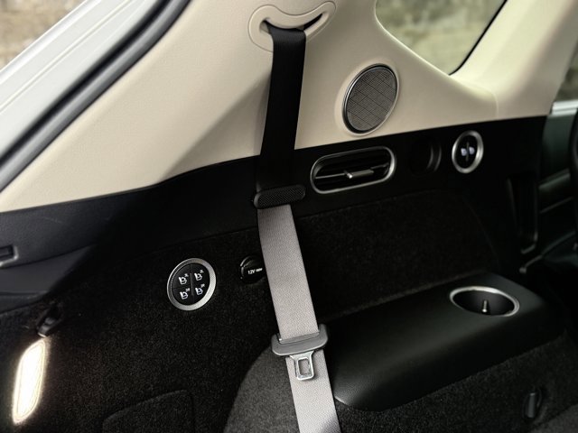 2024 GENESIS GV80 Standard - Photo 13