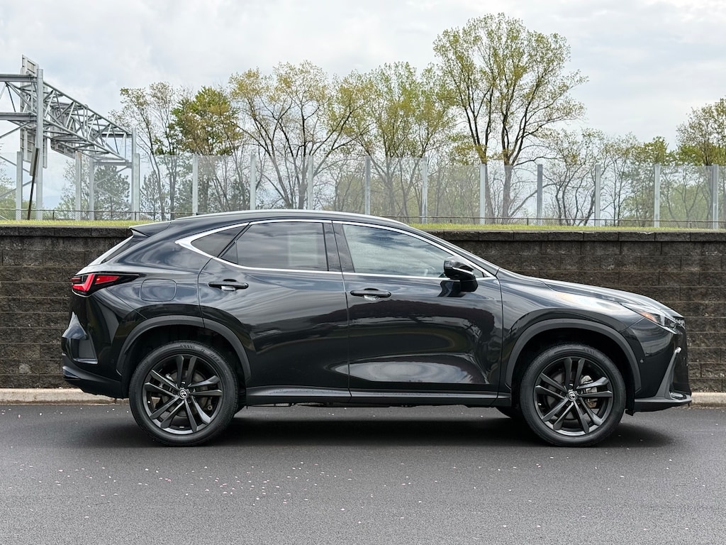 Used 2022 Lexus NX 450h+ Luxury AWD SUV