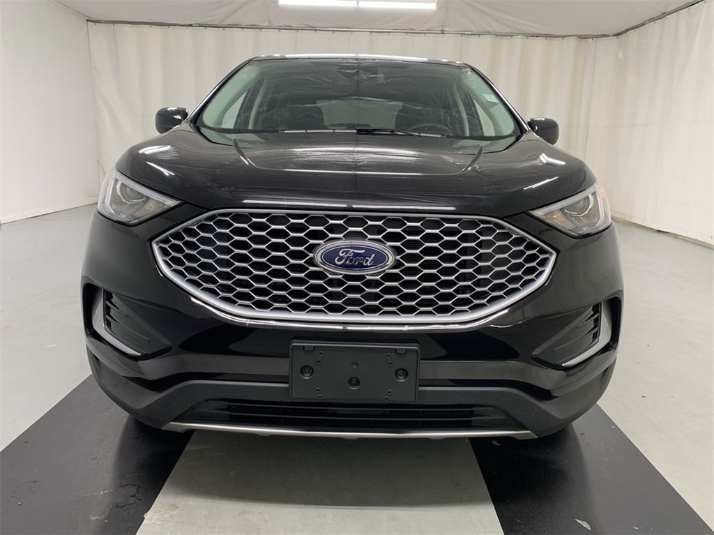 Used 2023 Ford Edge SEL with VIN 2FMPK4J98PBA56284 for sale in Cicero, NY