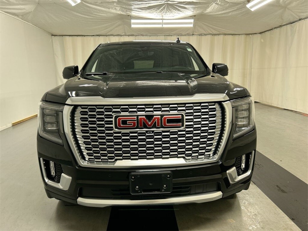 2021 Gmc Yukon Denali photo 3