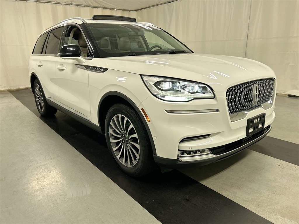 2022 Lincoln Aviator Reserve's photo