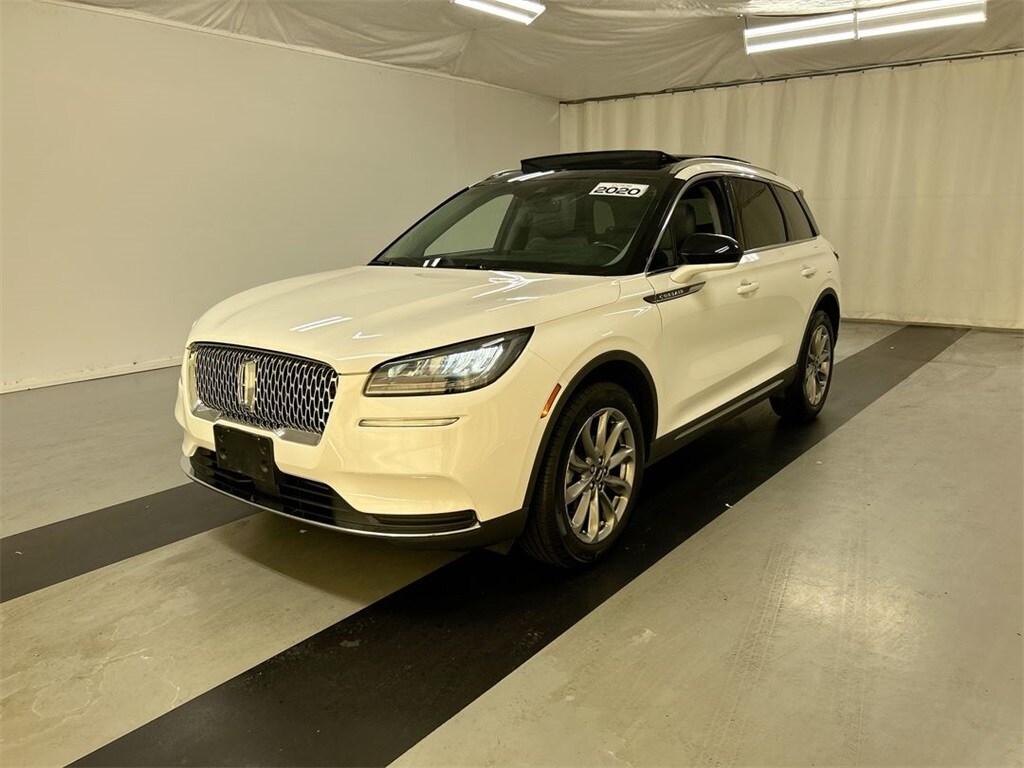 2020 Lincoln Corsair Standard photo 2
