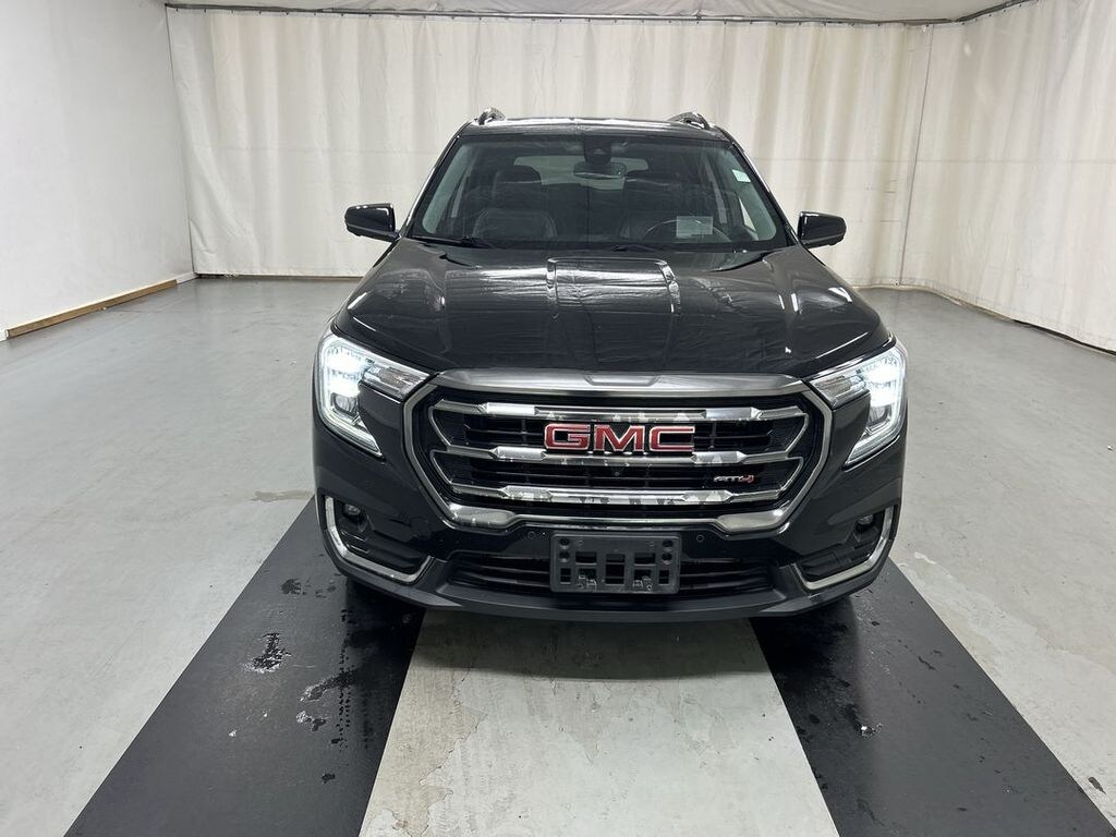 Used 2022 GMC Terrain AT4 SUV