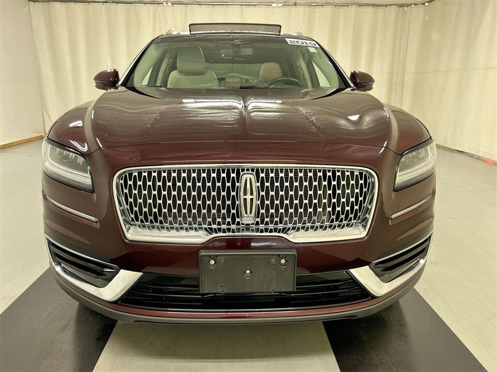 2019 Lincoln Nautilus Reserve photo 3