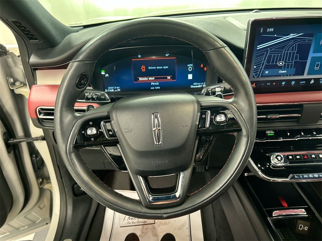 2023 Lincoln Corsair Reserve photo 3