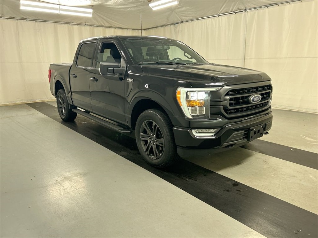 2021 Ford F-150 XLT's photo
