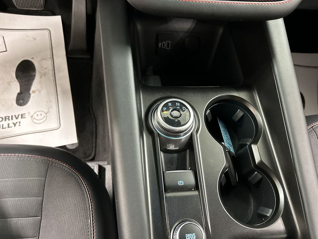 2026 Ford Explorer ST-LINE - Photo 18