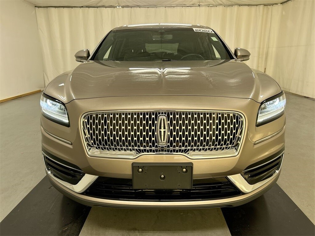2020 Lincoln Nautilus Standard photo 3