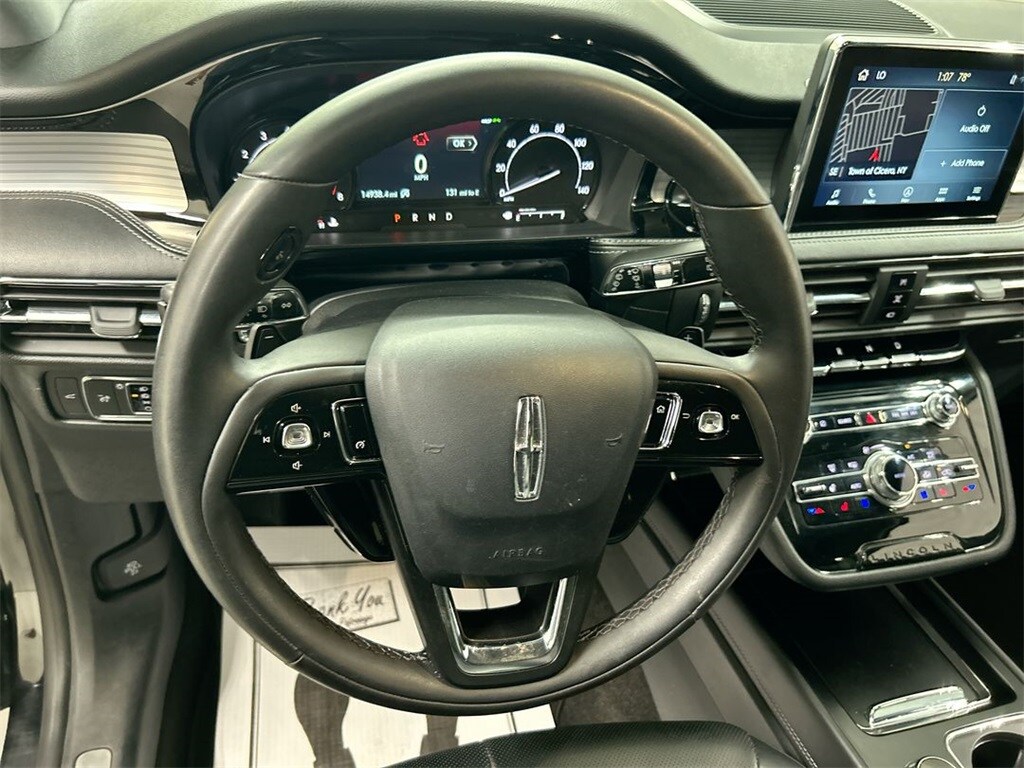 2022 Lincoln Corsair Standard photo 3
