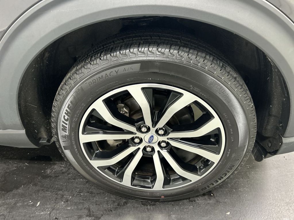 2026 Ford Explorer ST-LINE - Photo 8