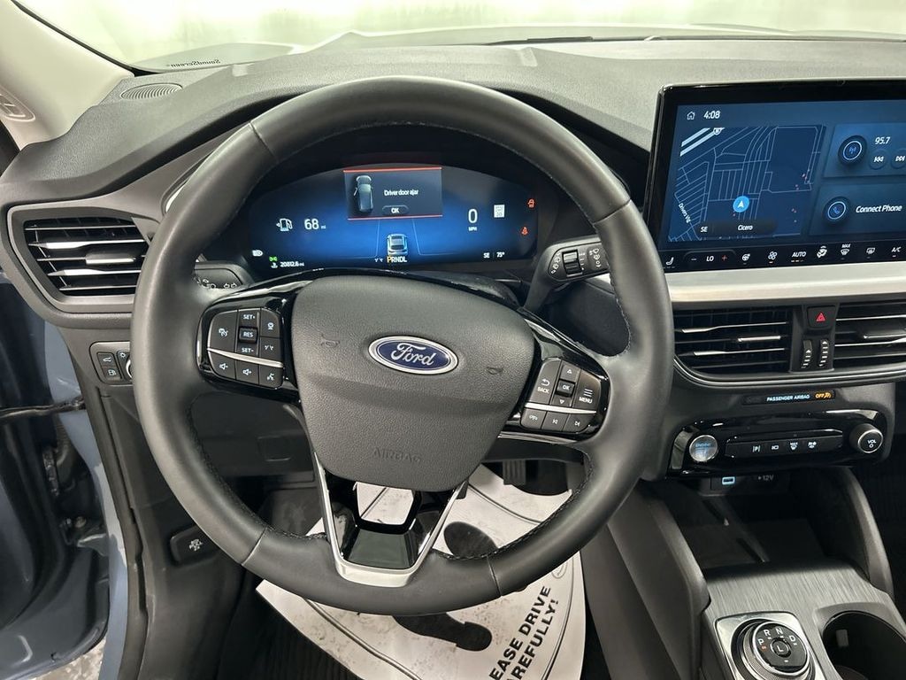 Used 2023 Ford Escape Hybrid Platinum SUV