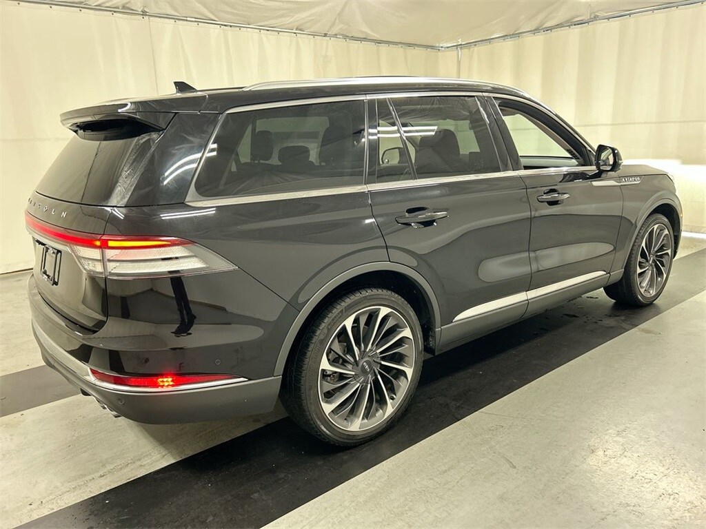 2020 Lincoln Aviator Reserve photo 2