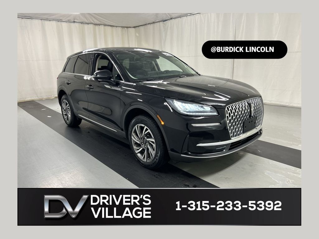2023 Lincoln Corsair AWD's photo