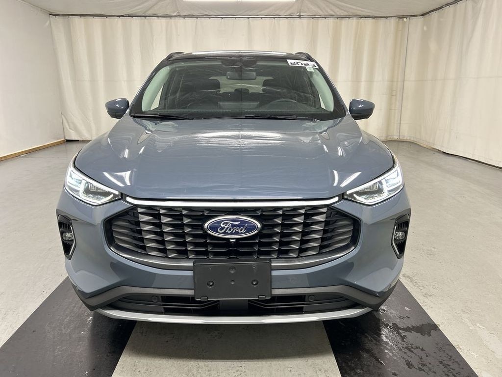 Used 2023 Ford Escape Hybrid Platinum SUV