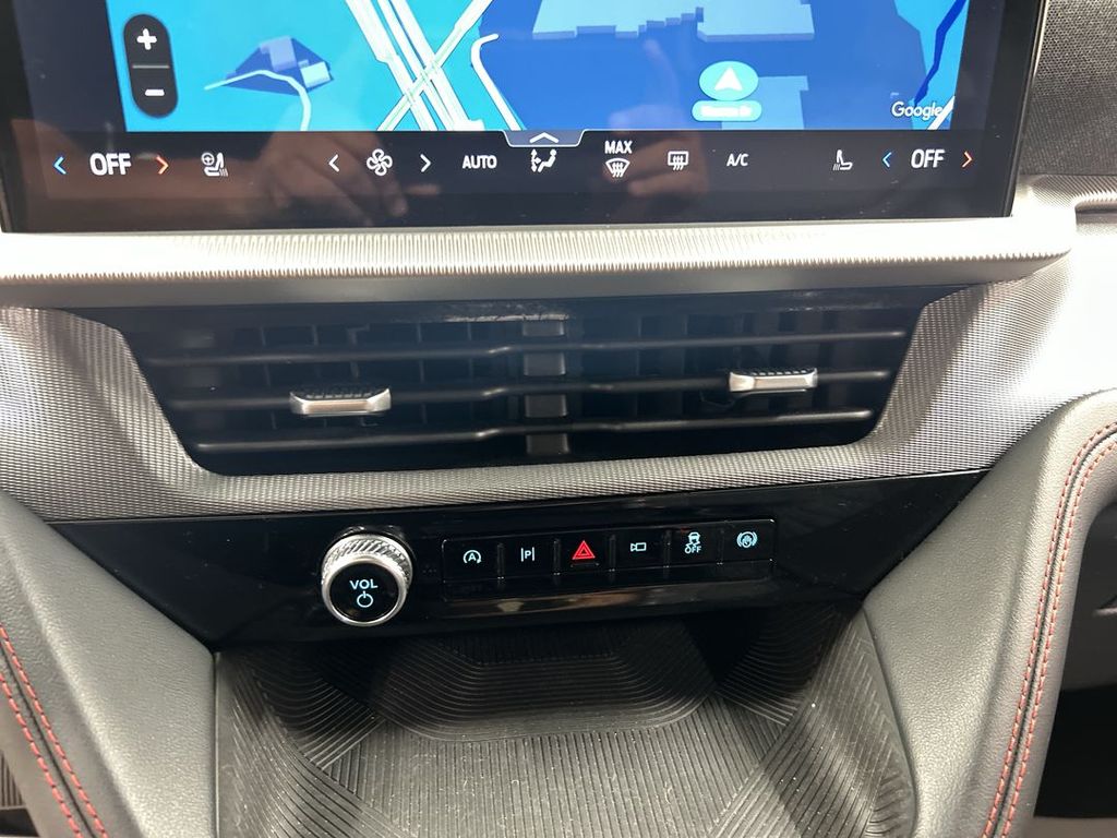 2026 Ford Explorer ST-LINE - Photo 17