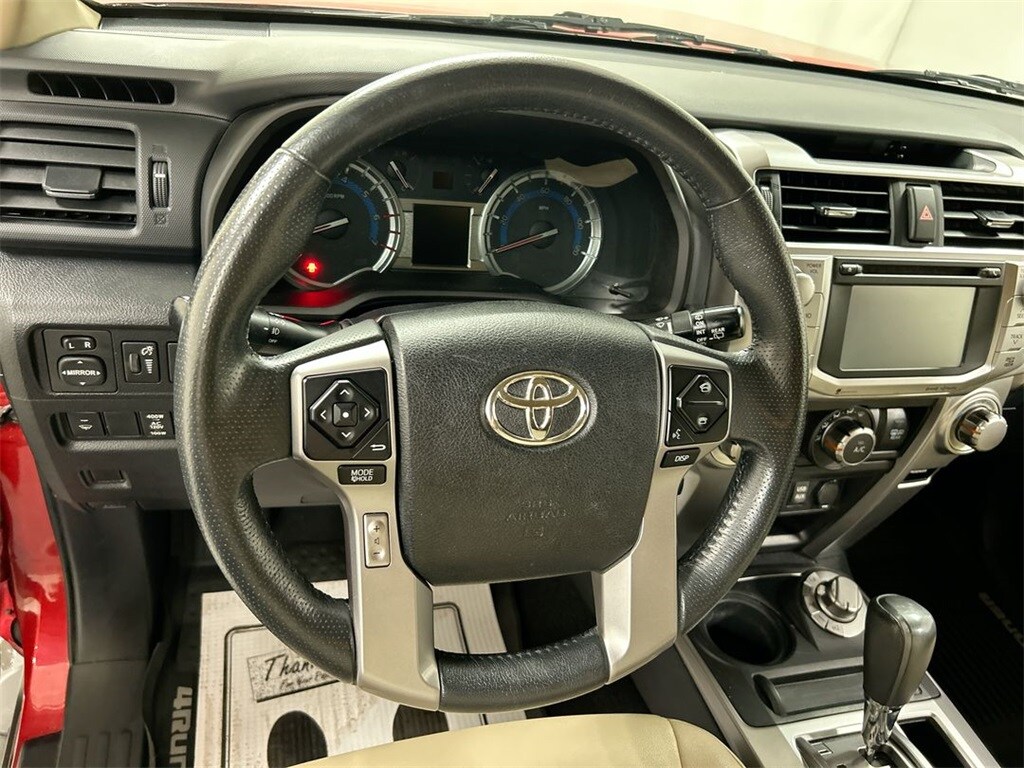 2019 Toyota 4Runner SR5 photo 4