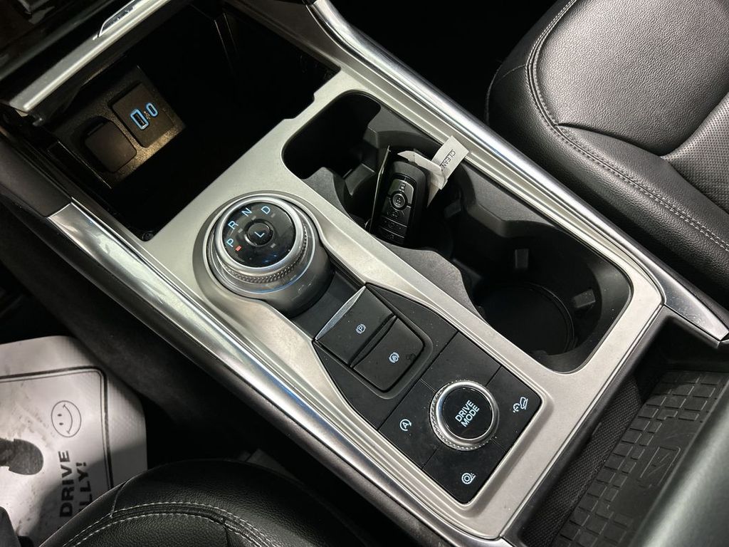 2022 Ford Explorer Limited - Photo 18