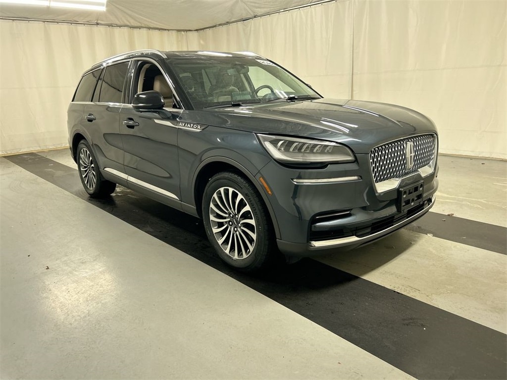 2022 Lincoln Aviator Reserve's photo