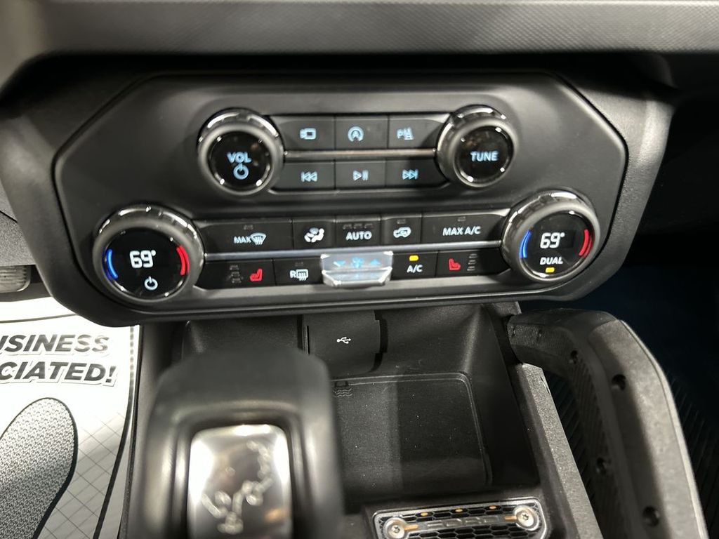 2023 Ford Bronco 4-Door Raptor - Photo 17