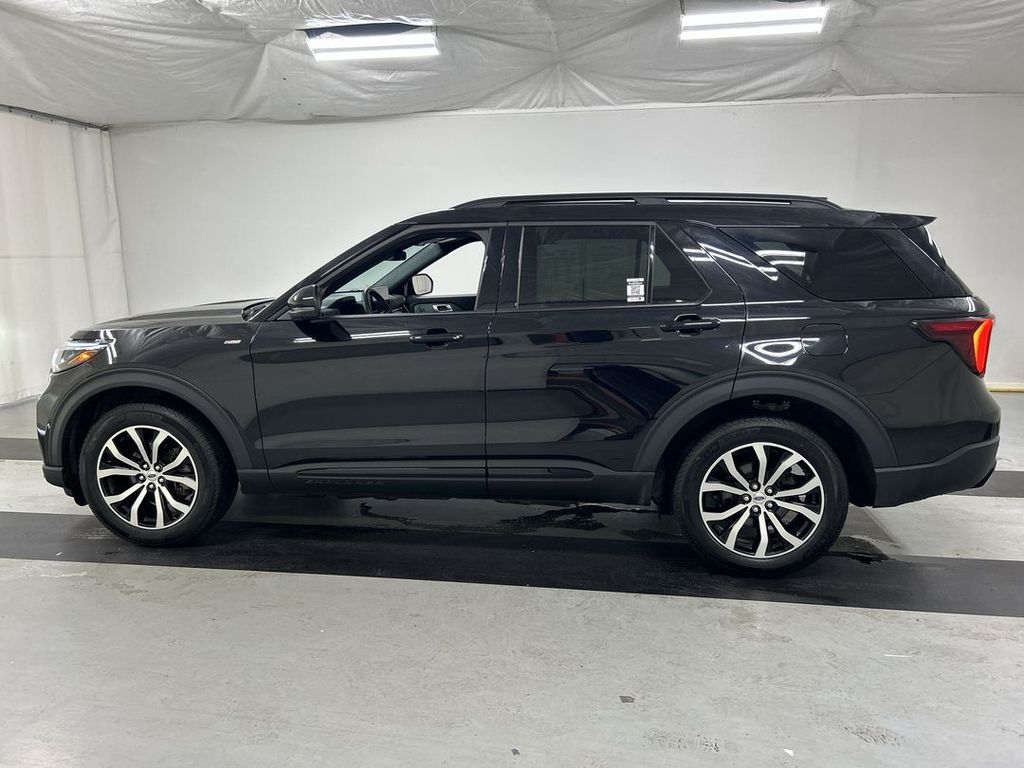 2026 Ford Explorer ST-LINE - Photo 6