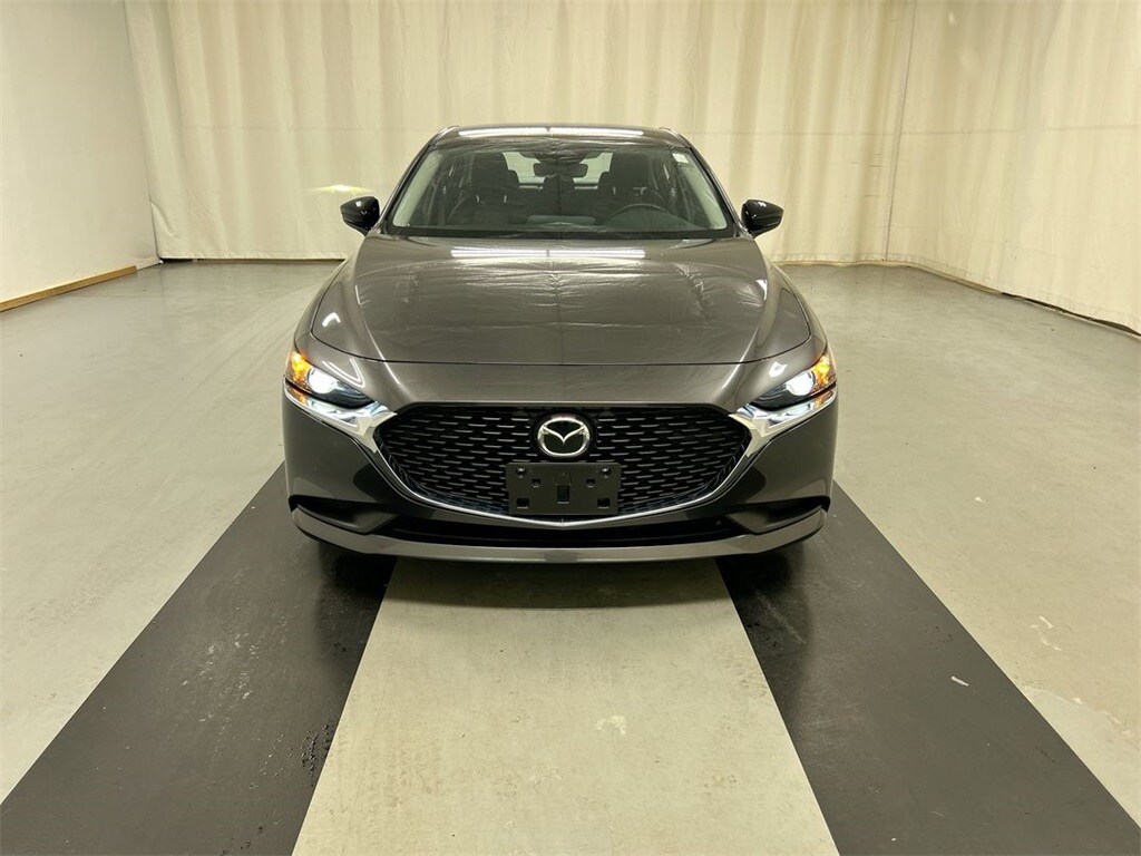 2025 Mazda Mazda3 2.5 Select Sport photo 3