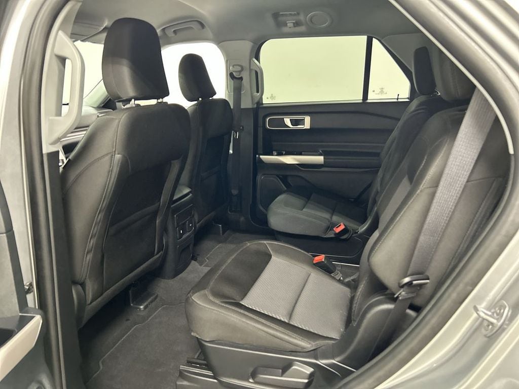2024 Ford Explorer XLT - Photo 19